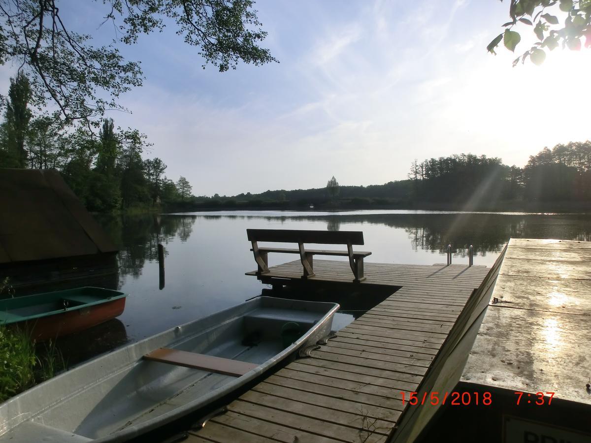 Ferienwohnung Luzinblick Feldberger Seenlandschaft ภายนอก รูปภาพ